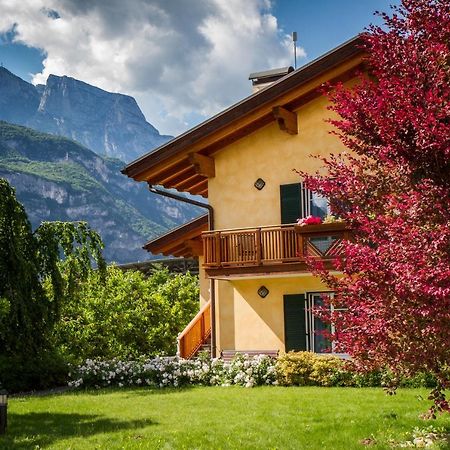Agritur Val D'Adige Bed & Breakfast Trento Dış mekan fotoğraf