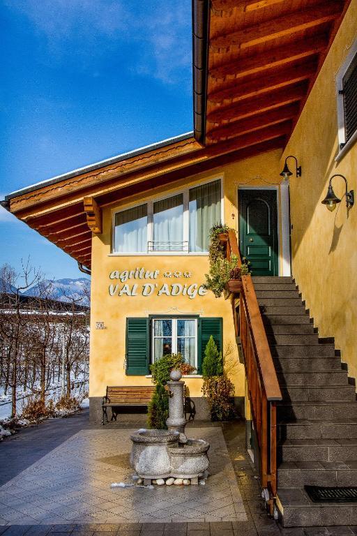 Agritur Val D'Adige Bed & Breakfast Trento Dış mekan fotoğraf