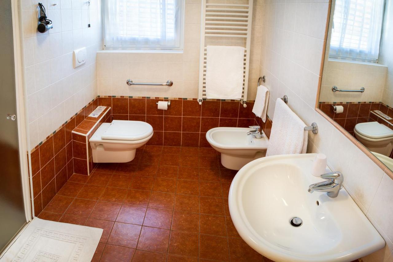 Agritur Val D'Adige Bed & Breakfast Trento Oda fotoğraf
